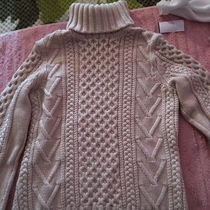 Turtle neck sweater